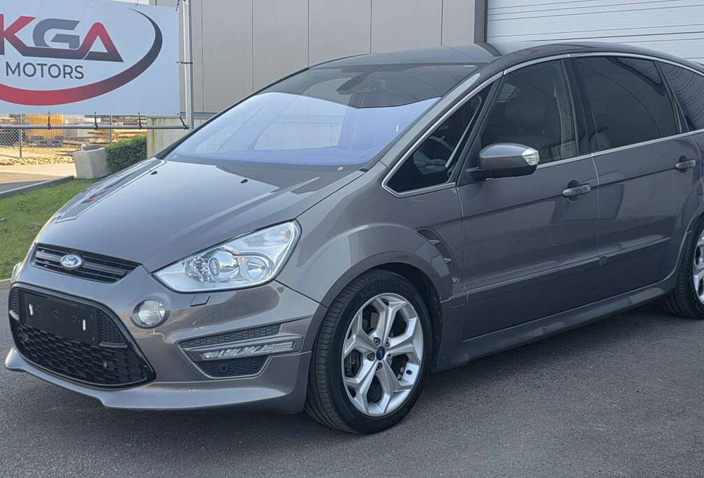 Ford S-Max 2.0 Turbo ECOboost Titanium Powershift