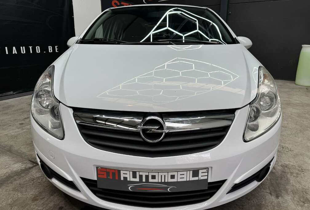 Opel Corsa 1.3 CDTi Enjoy DPF