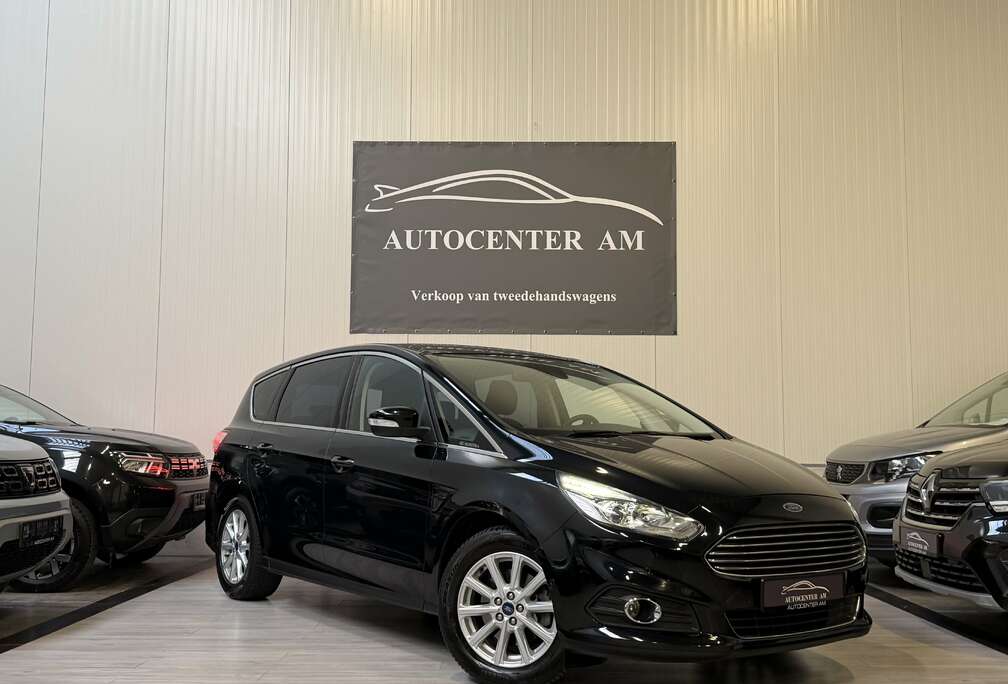 Ford 2.0 TDCi  Titanium LDW ** BLIS ** CRUISE ** Ambien