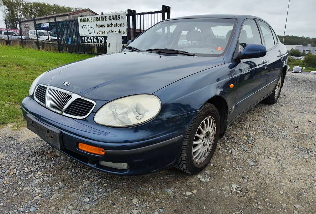 Daewoo 2.0i 16v CDX Ambassador