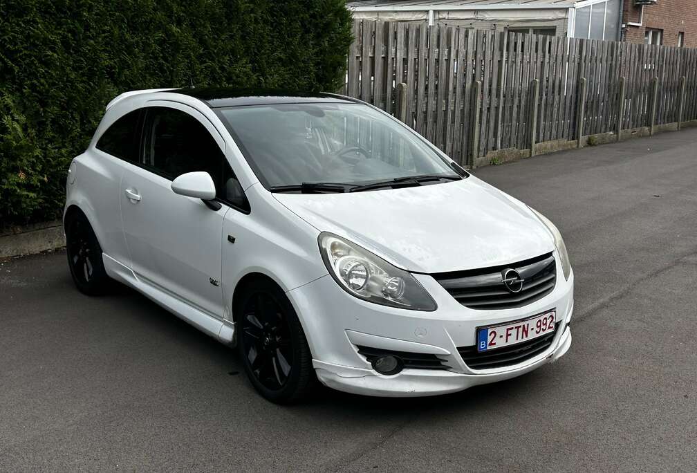 Opel 1.4 16V Color Edition