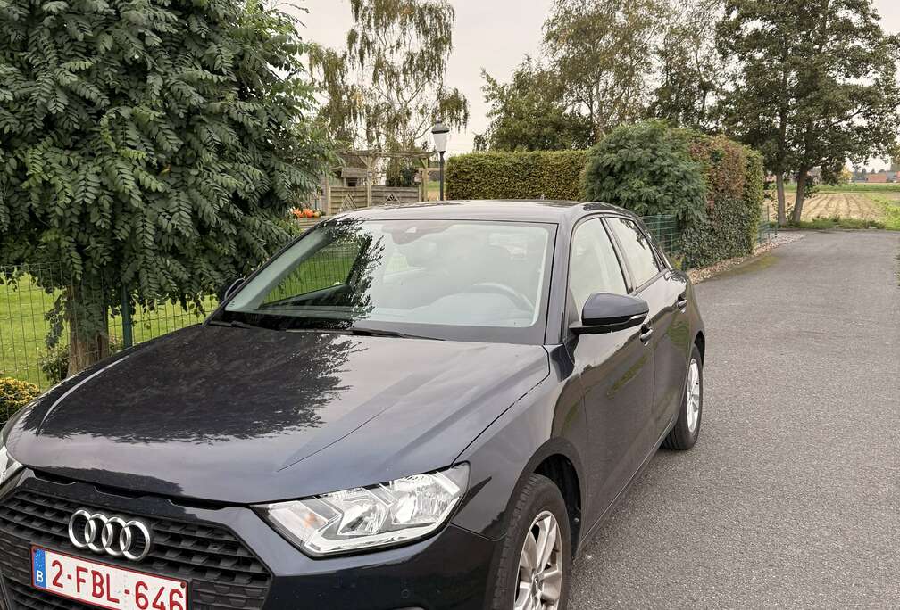 Audi 25 TFSI Sportback S line