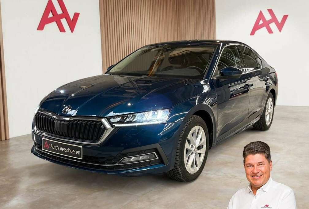 Skoda 2.0 TDI Clever DSG7 ** ACC  Navi/Carplay  Key...