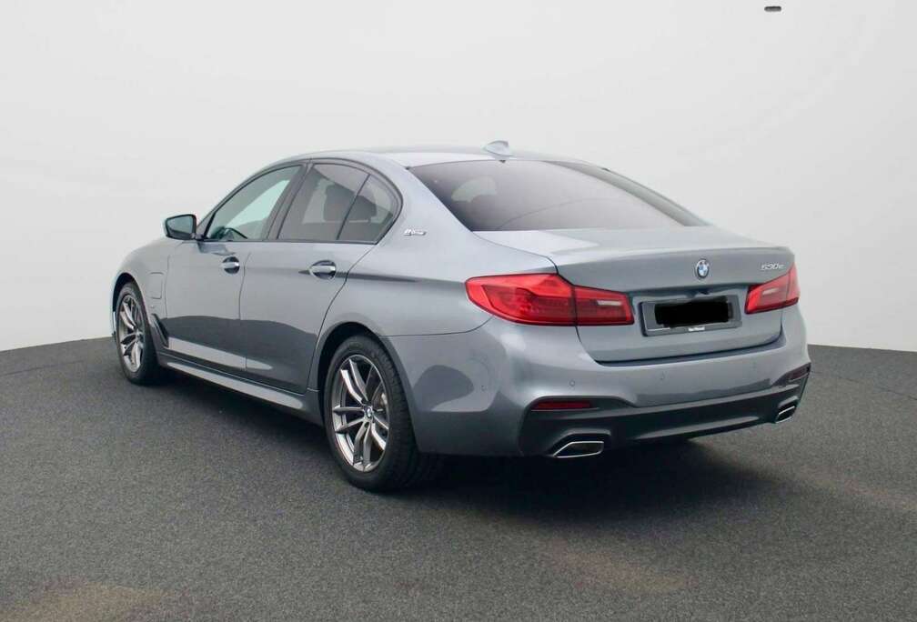 BMW 530e M-Pakett HUD Xenon Camera Carplay