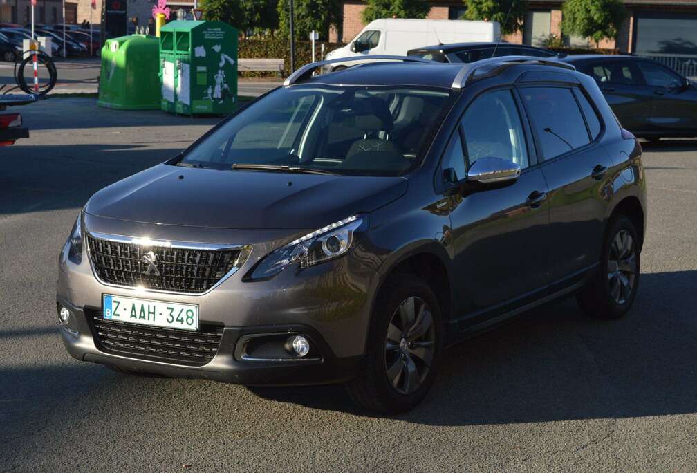 Peugeot 1.2i PureTech Style S GPS + Sensoren  Als nieuw