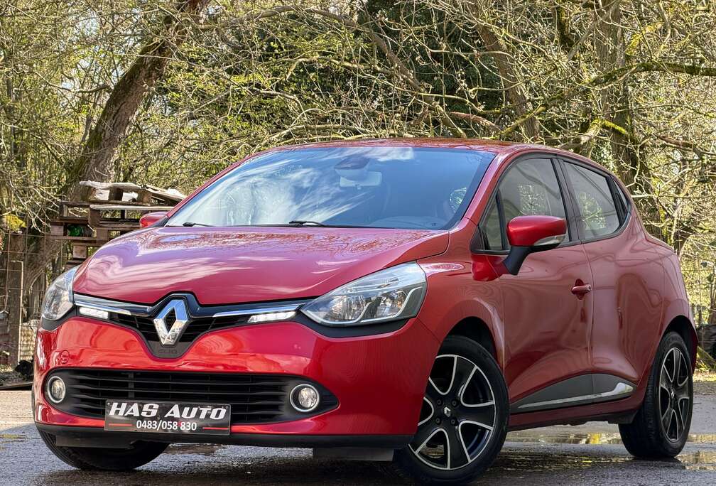 Renault 1.2i//NAVI//CLIM//1MAIN