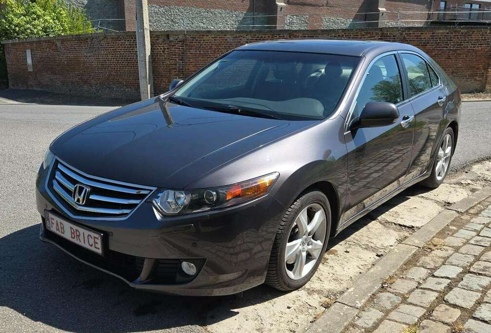 Honda Accord 2.4i 201cv 1er propriétaire 164000Km