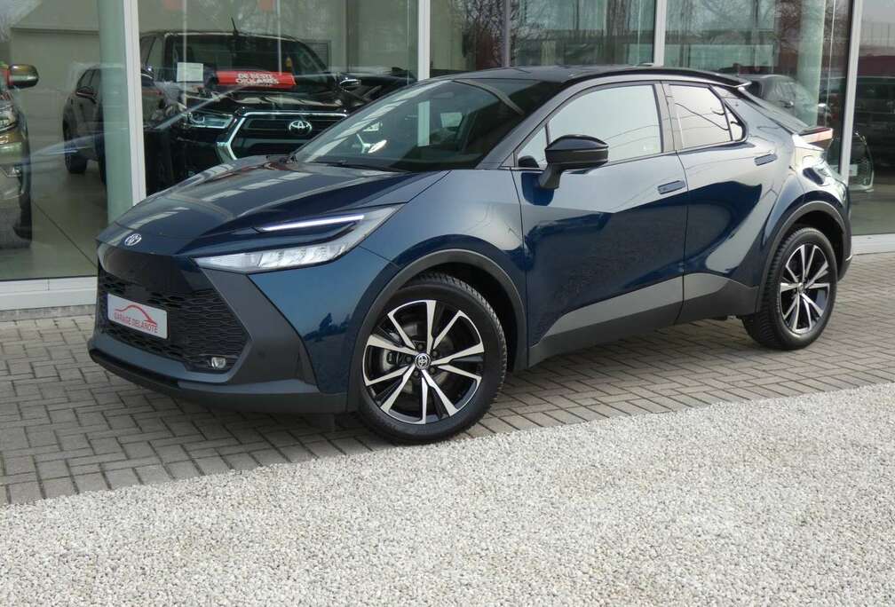 Toyota 1.8 Hybrid Teamplayer +Zetelverwarming+Dodehoek