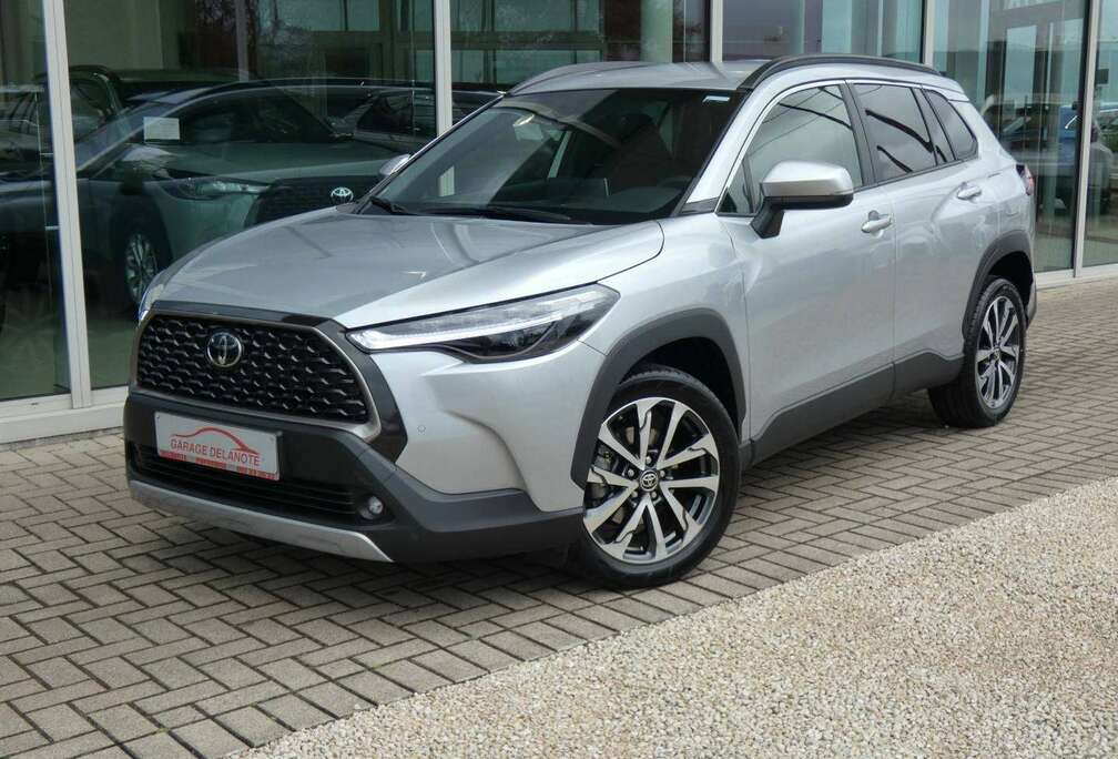 Toyota 1.8 Hybrid 140pk STYLE +Dodehoek +Reservewiel +GPS +Parkeersensoren +Camera