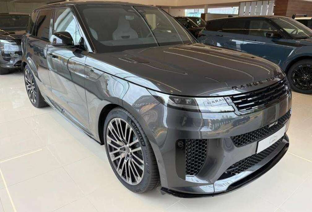 Land Rover SV P635