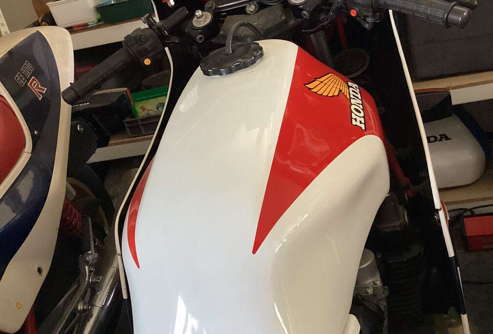 Honda CB1100R Rc