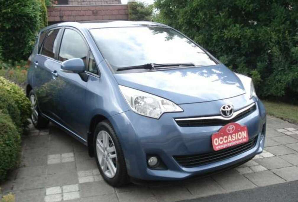 Toyota Verso S 1.33 VVT-i Skyview Multidrive S