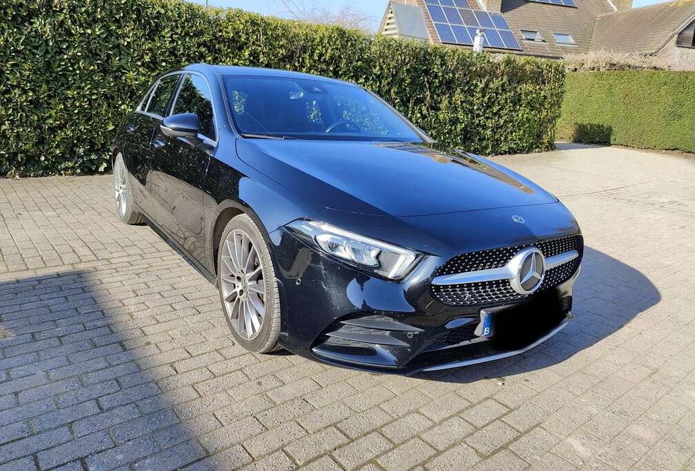 Mercedes-Benz A 180 7G-DCT AMG Line