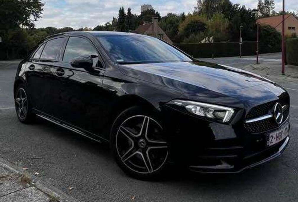 Mercedes-Benz A 180 d Business Solution AMG