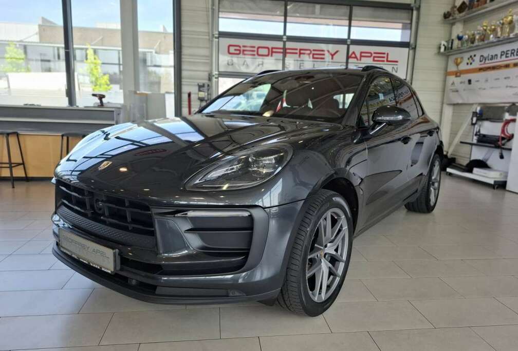 Porsche 2.0 265 NEW MODEL PACK CHRONO PANO CUIR NAVI 1 HAN