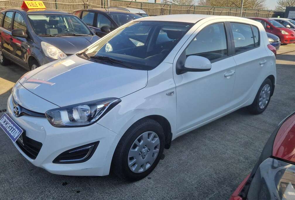 Hyundai i20 1.4i Style12M de garantie 20000km