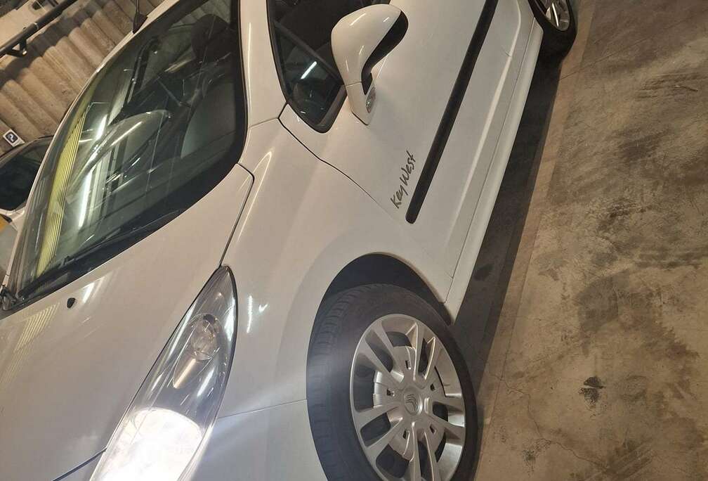 Peugeot 207 CC 1.6i Key West