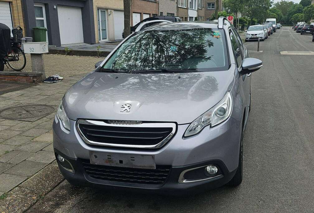 Peugeot 2008 1.6 e-HDi Active