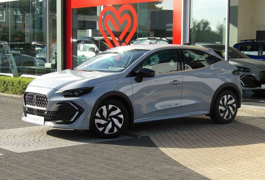 Renault NEW MODEL Evolution TCe 115