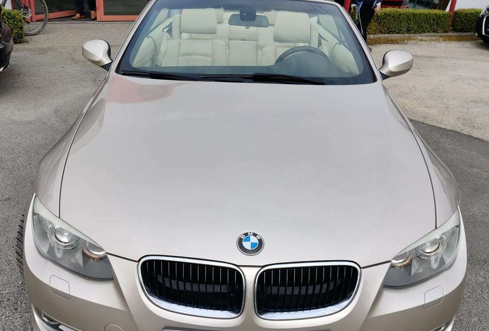 BMW 320i Cabrio Aut.