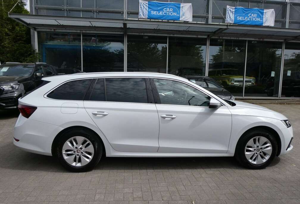 Skoda 2.0tdi DSG 2pl. Lichte Vracht, GPS,Cruise,Camera