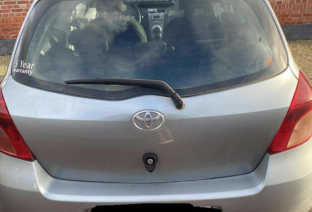 Toyota Yaris 1.0 VVT-i