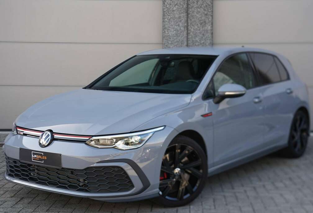 Volkswagen GTI 2.0 TSI DSG * CAMERA / TREKHAAK / ZETEL&STUURVERWARMING / DRAADLOOS LADEN / ACC / DRAADLOZE CARPLAY & ANDROID *