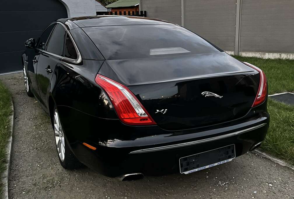 Jaguar 3.0D V6 Premium Luxury