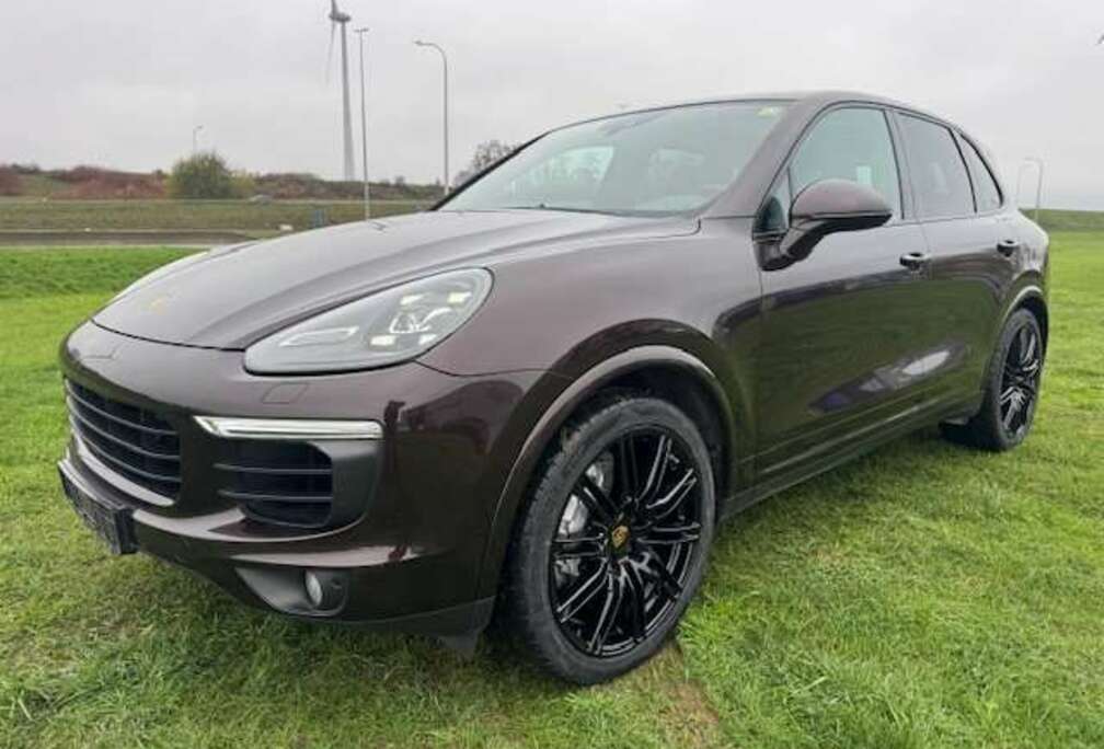 Porsche Cayenne 3.0 TD V6 Platinum Edition GTS Look autom.