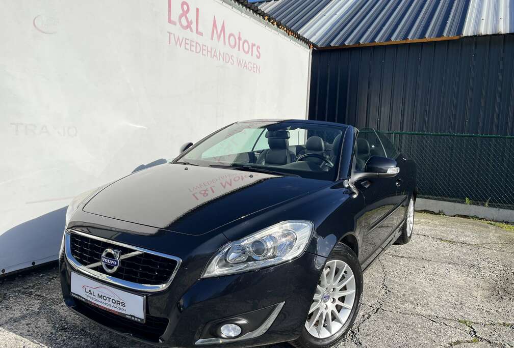 Volvo Cabriolet 2.0 D3  5Cylindre*Leder Cruise Pdc Alu*