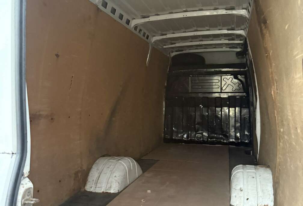 Iveco 40C15 3l maxi no clim b cat new motor 200.000km