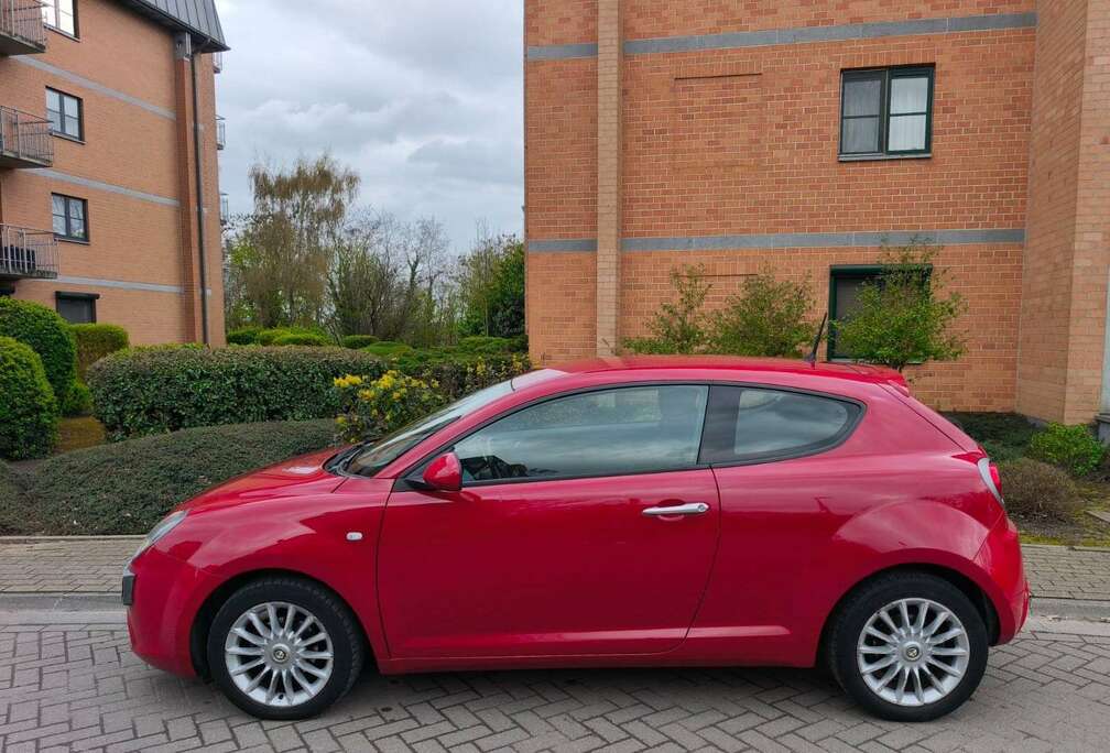 Alfa Romeo 1.4 MPI 70 Progression