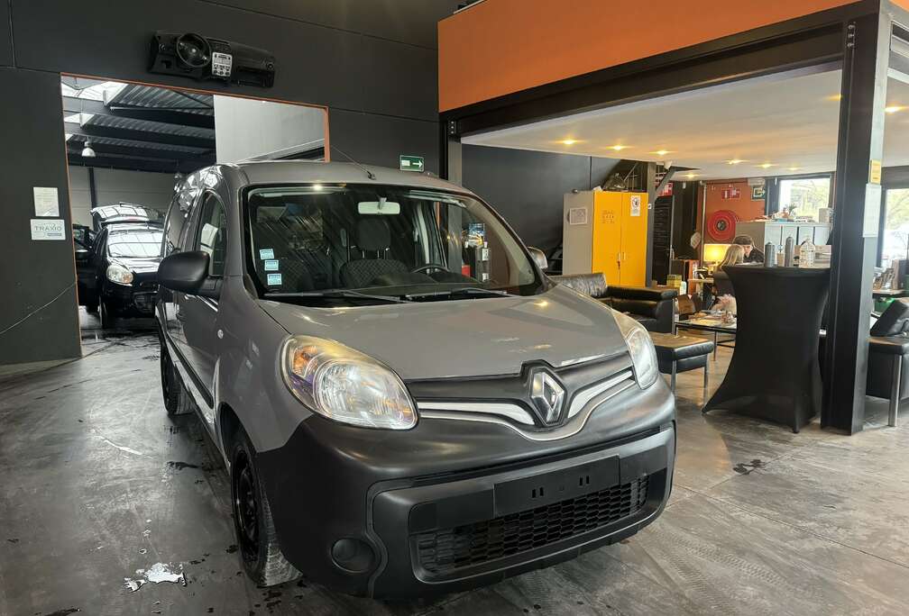 Renault 1.2 - UTILITAIRE - BLTH/USB/AUX/CD - 6 VITESSES