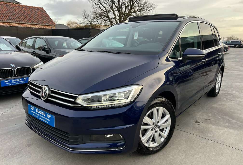 Volkswagen 1.5 TSI DSG AUTOMAAT NAVI XENON LEDER OPENDAK LED