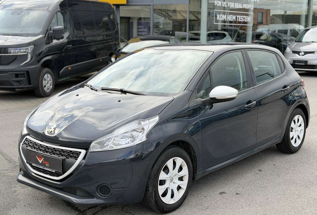Peugeot Peugeot 208 benzine 1ste eig. Airco PERF STAAT