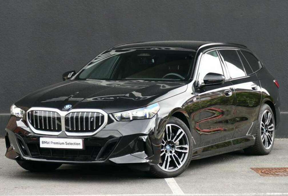BMW eDrive40 Touring M Sport