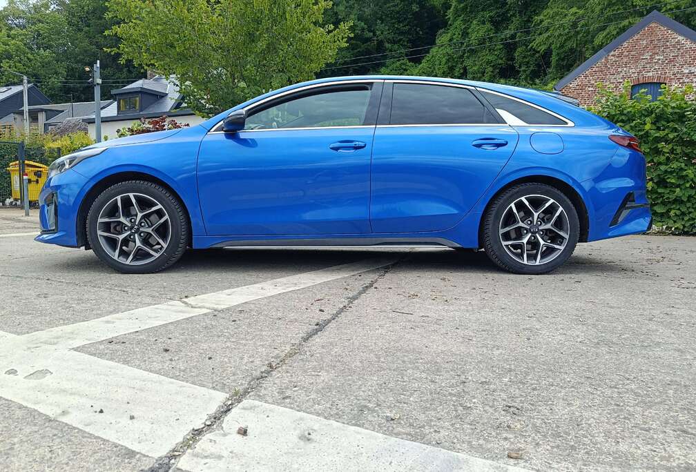 Kia ProCeed 1.6 CRDi GT-Line DCT ISG