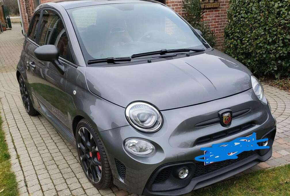 Abarth 595 1.4 T-Jet Competizione
