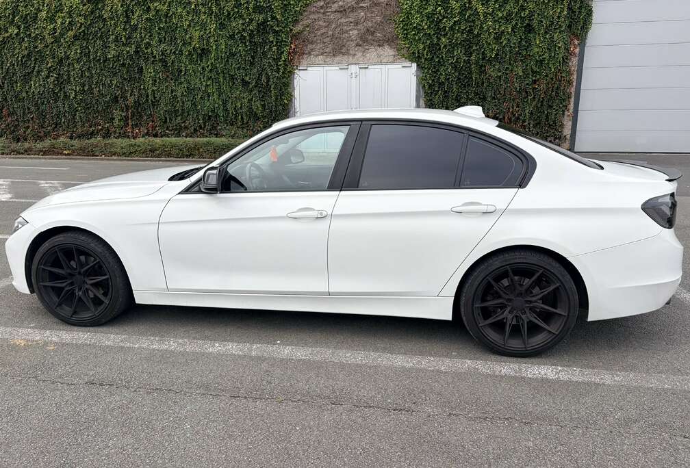 BMW 316i Touring Sport Line