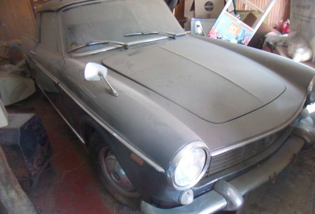Fiat 1500C Pininfarina