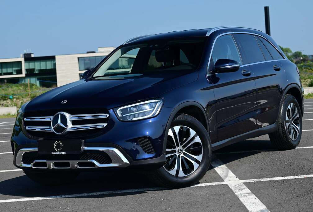 Mercedes-Benz 4-MATIC / CAMERA / LED / LUXURY / MANUFAKTUR / CARPLAY / PARKASSIST / CHROME PACK