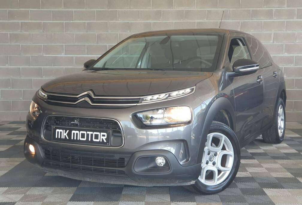 Citroen 1.2 ESSENCE 110CV - FULL CARNET - CAMERA - CAR PLAY