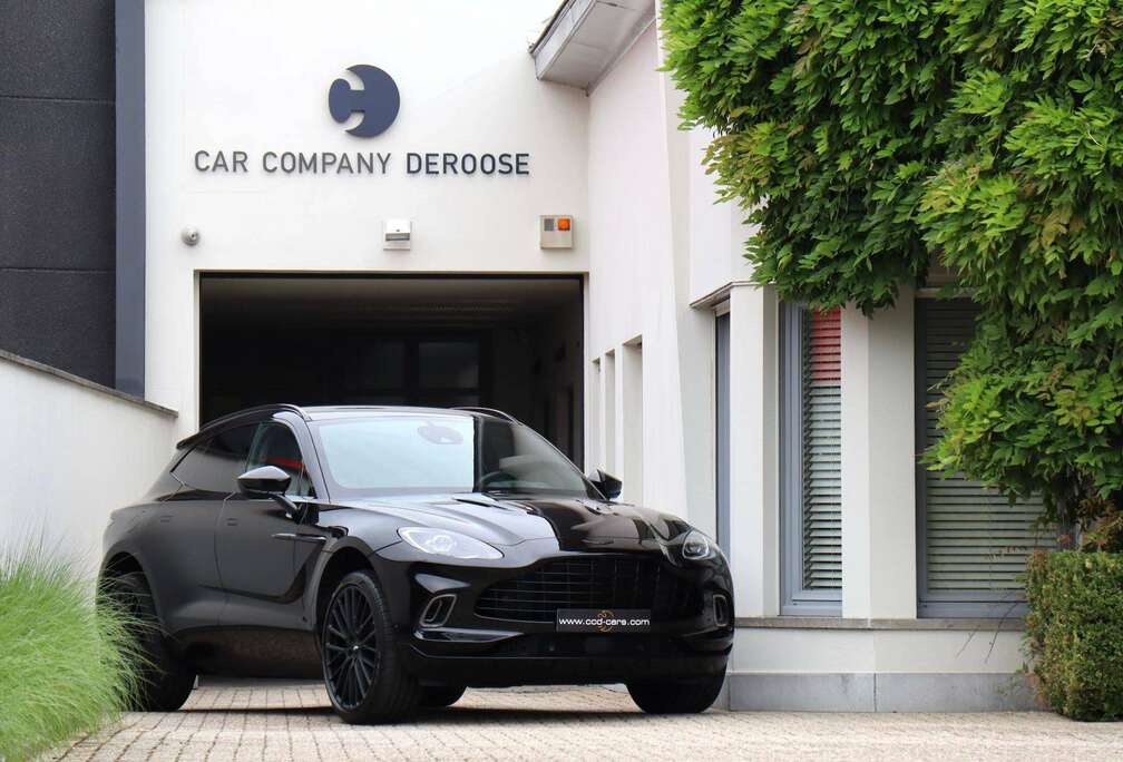 Aston Martin - NEW CONDITION