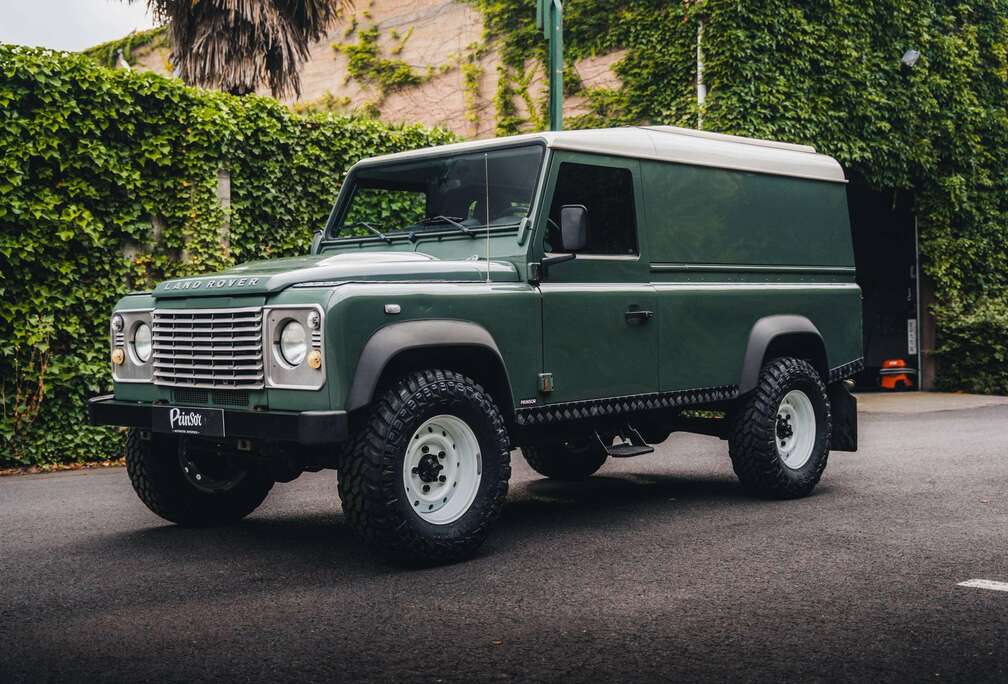 Land Rover 2.4 TD4 // KESWICK GREEN // 1 OWNER // EX VAT