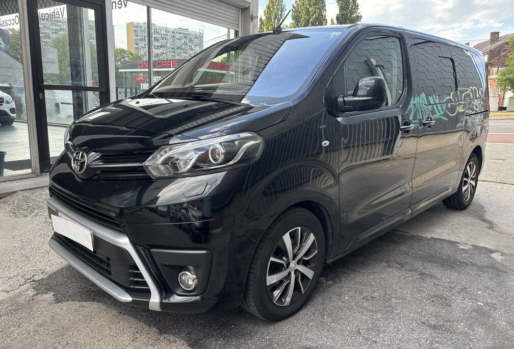 Toyota Verso 2.0 D-4D Long VIP//7places//Full Options!!!!