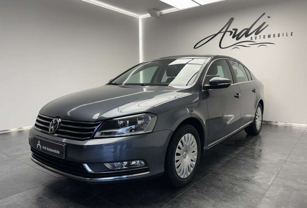 Volkswagen 1.6 TDi BlueMotion *TOIT OUV*1ER PROPRIO*GARANTIE*