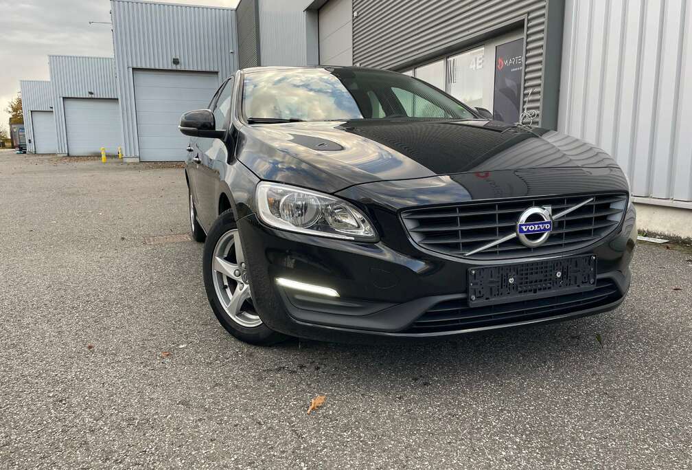 Volvo 2.0 D2*NAVI*PDC*CLIMA**EU6*FACELIFT*120Pk