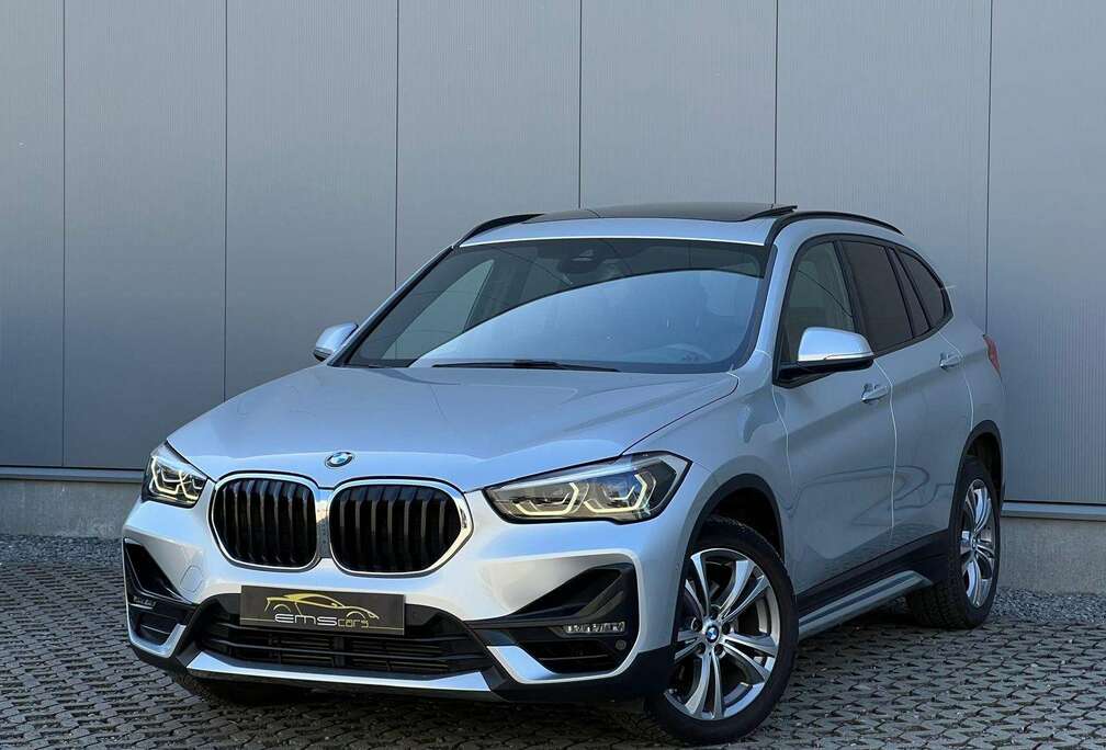 BMW 1.5iA sDrive18 Automaat- Benzine- Navi- Pano- Leder- Led- Garantie