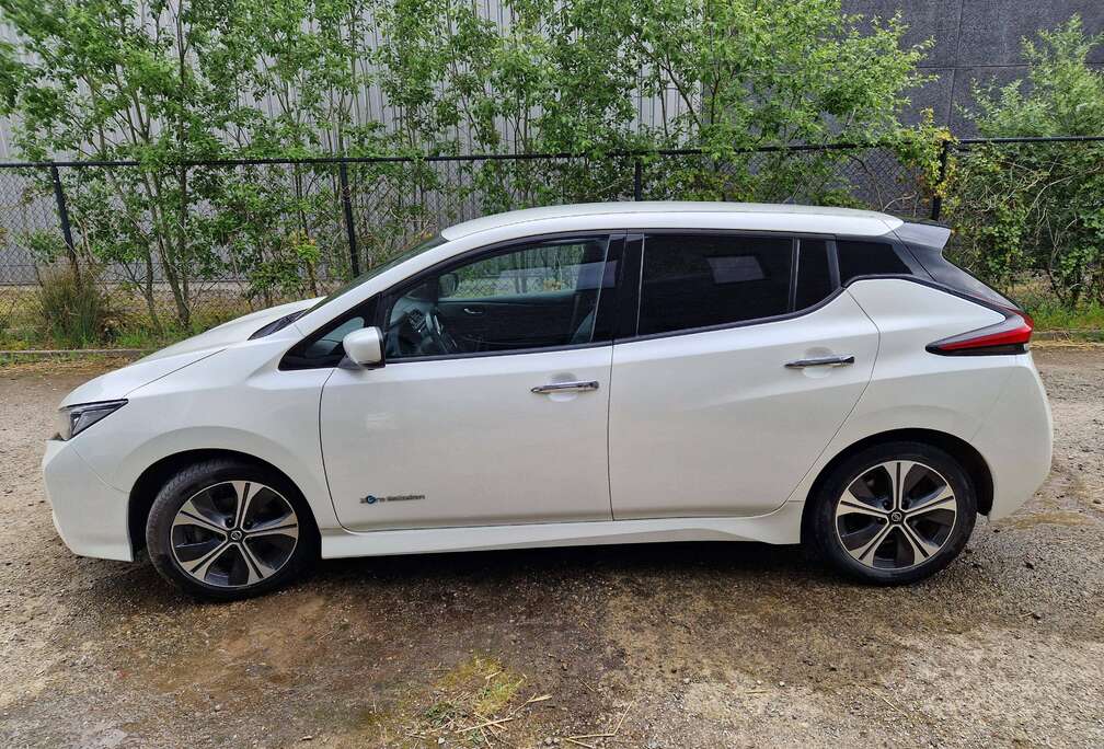 Nissan Leaf 40 kWh Tekna (EU6.2)