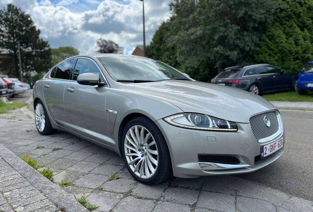 Jaguar 2.2 D 163cv Luxury line full options